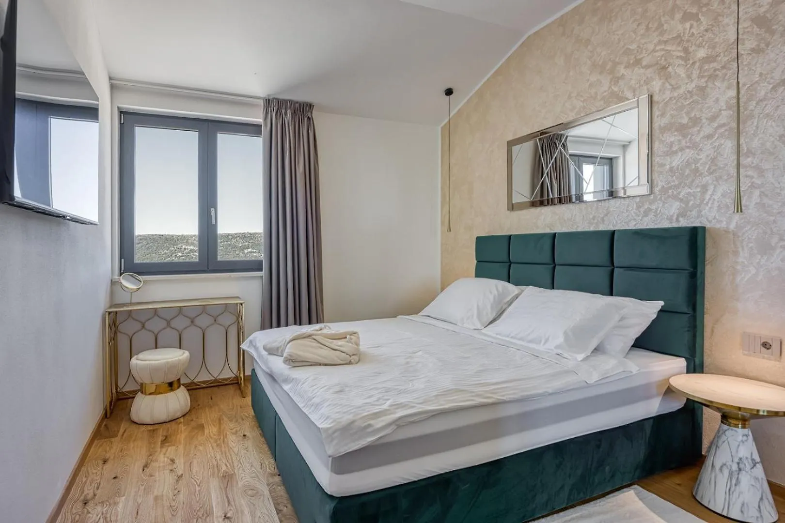 Villa Laguna Blu Trget