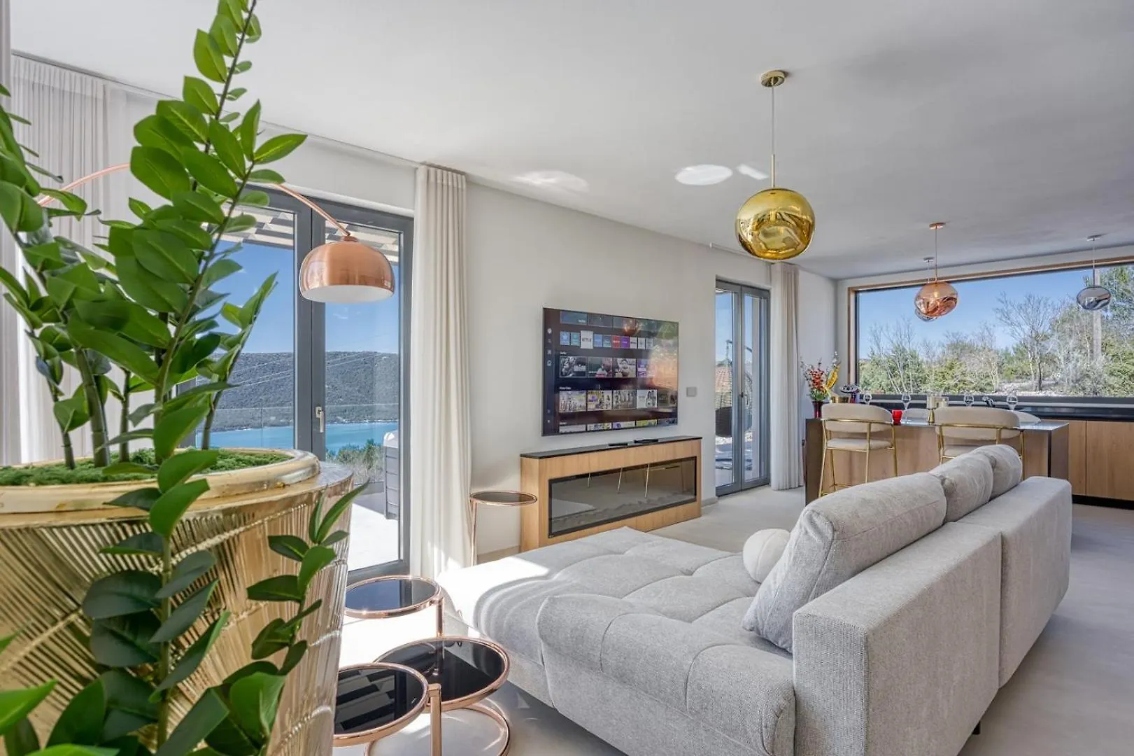 Villa Laguna Blu Trget